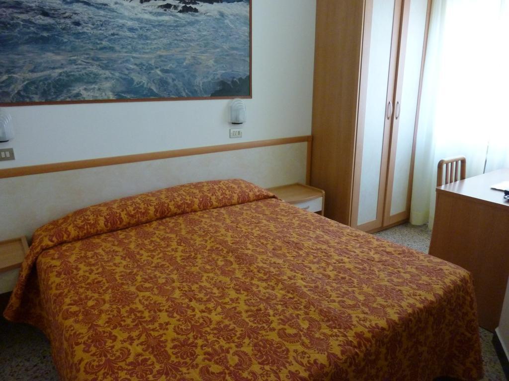 Hotel Apis Rimini Rom bilde